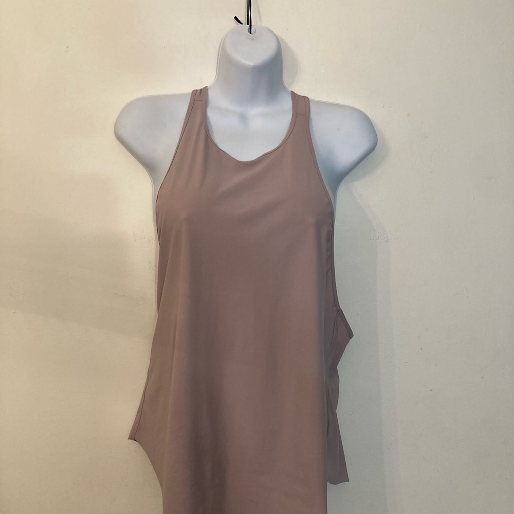 Lululemon tank top size 6